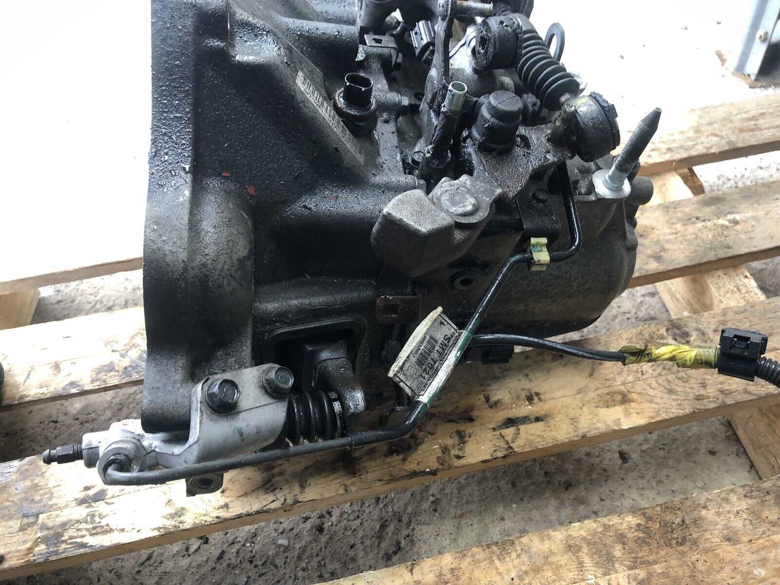 6 SPEED MANUAL GEARBOX HONDA CIVIC TYPE R FN2 2.0 PETROL 2007